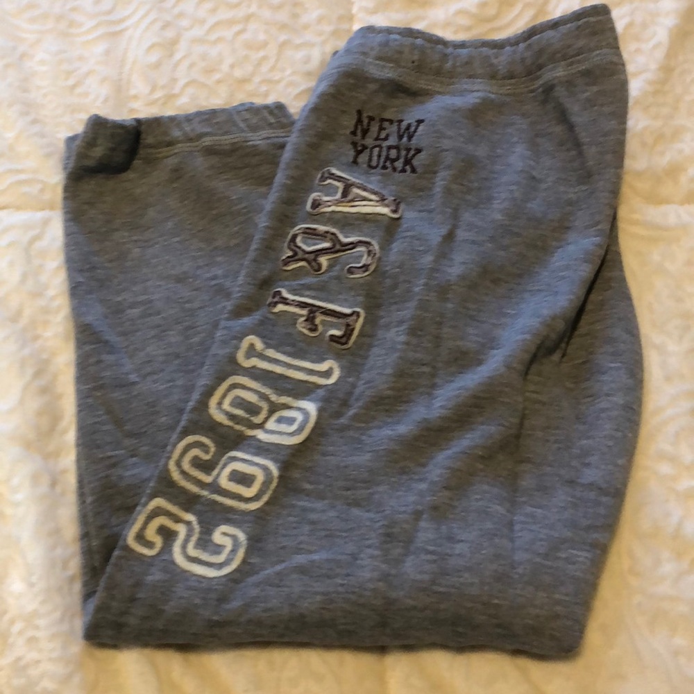 Abercrombie & Fitch 3/4 leg joggers